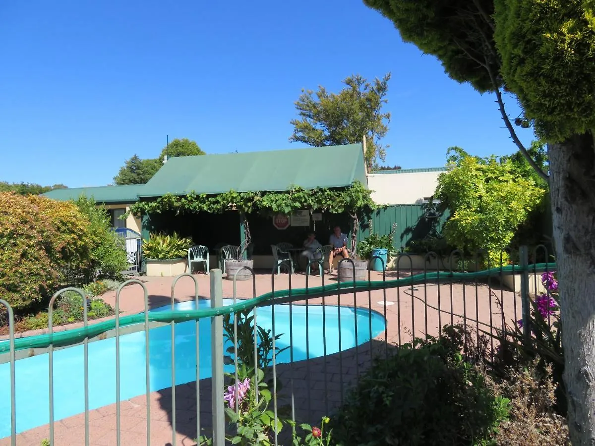 ****  Commodore Court Motel Blenheim New Zealand